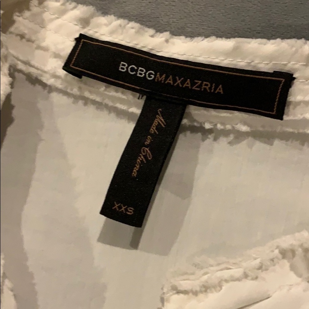 BCBG White Button Long Sleeve Shirt Bib intricate - Picture 2 of 8